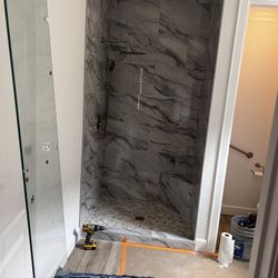 Frameless Glass Shower 