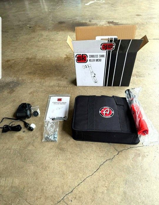 Adams SK Pro Cordless Swirl Killer Micro Polisher Kit
