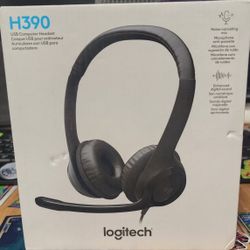 Logitech H390 USB Headset with Noise-Canceling Microphone