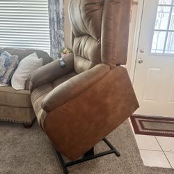 lazy boy  lift recliner