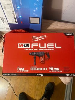 Milwaukee fuel rotary hammer new/nuevo