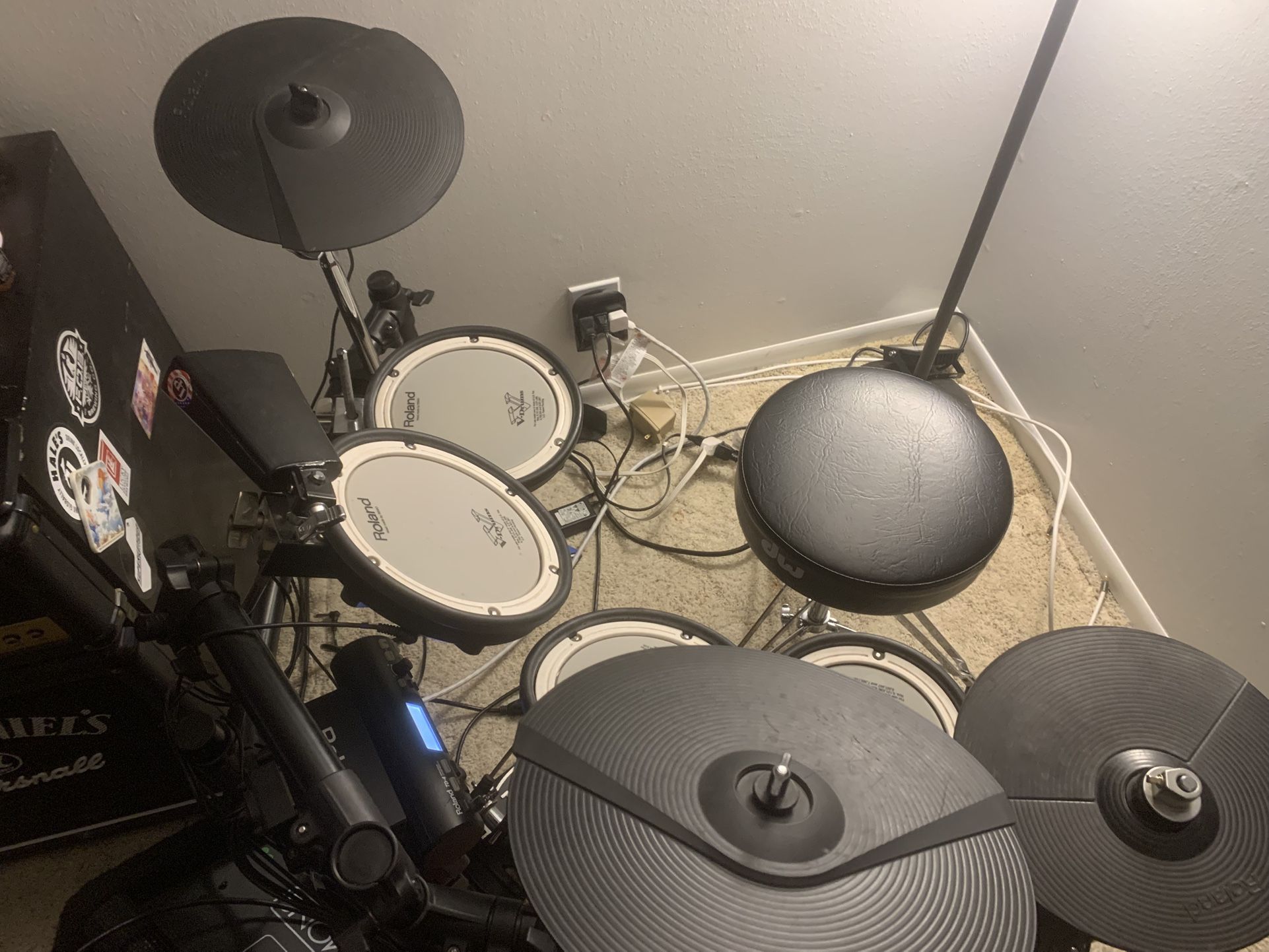 Roland Drum Kit And Speaker