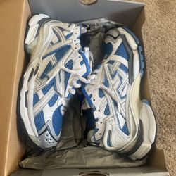 Balenciaga Runners Sz 9 Blue White And Black $400 Obo 