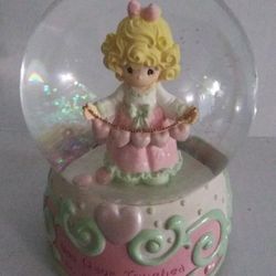 Precious moments 2001 musical water globe #5