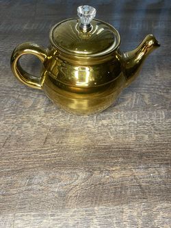 Vintage tea pot