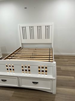 Queen White Wood Bed Frame with Storage Drawers