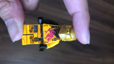 Lego Ninjago MINIFIGURE Arin