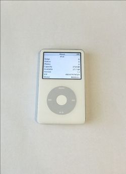 Like New 5th Gen IPod Classic 30 Gig