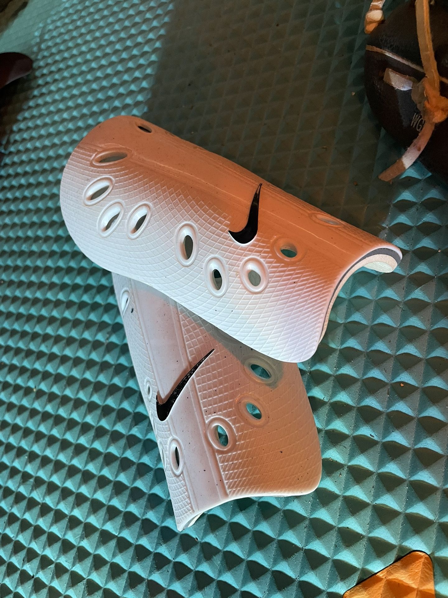 Nike shin guards