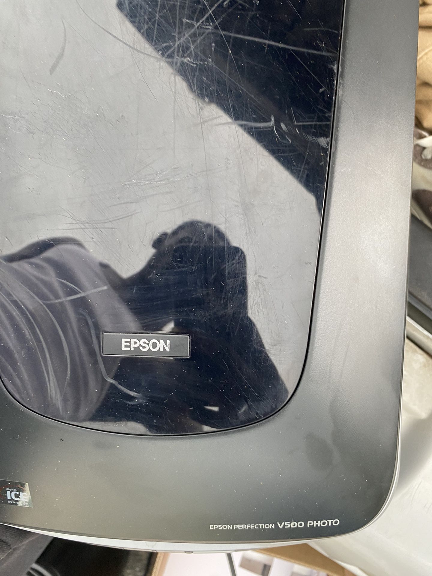 Epson Perfection V500 Photo Scanner
