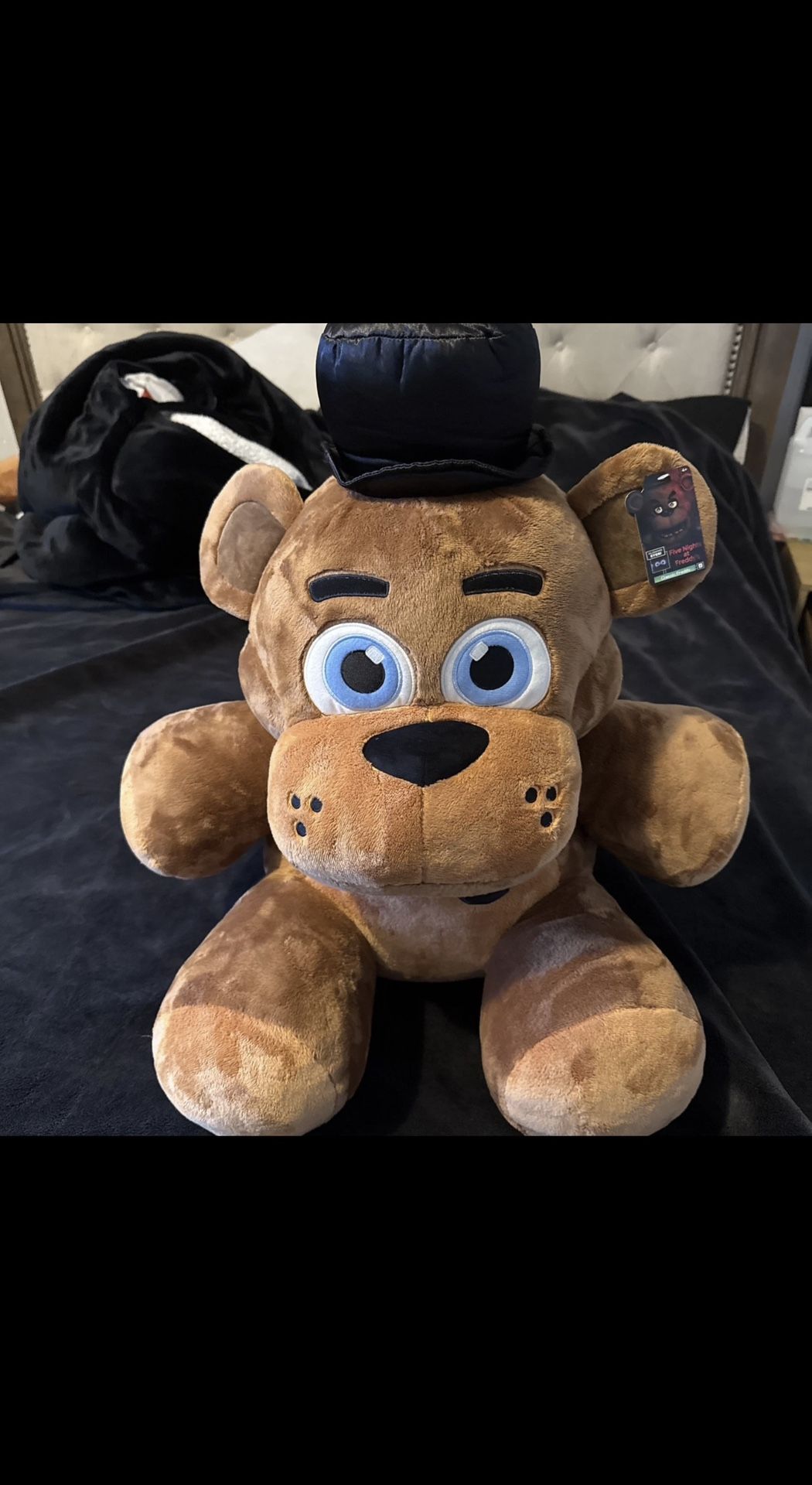 Five Nights at Freddy's 20” Giant Freddy Plush Jazwares 2025 GITD FNAF 
