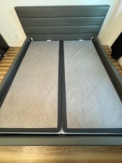 Cal king Temperpedic box springs