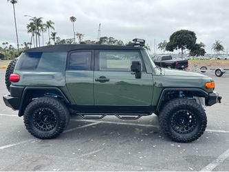 2014 Toyota FJ