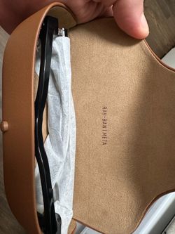 Rayban metas (headliner)