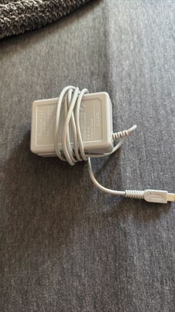 3ds/ dsi charging cable
