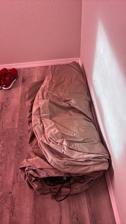Queen size air mattress, top-of-the-line
