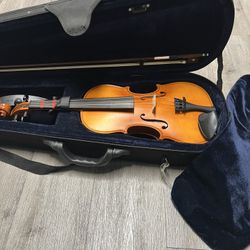 Aubert student violin 