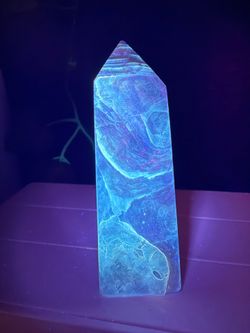 3.29” UV Reactive Mica Crystal Tower