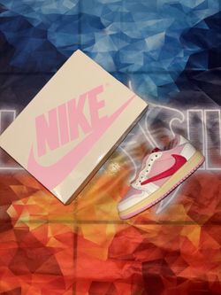 Travis scott Jordan 1 tropical pink, 12C,$140 or best offer