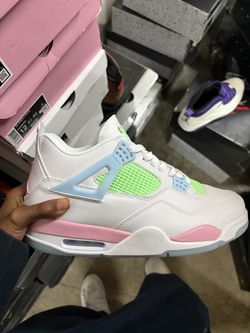 Jordan 4s