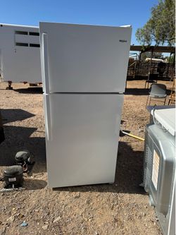 WHIRLPOOL REFRIGERATOR