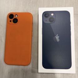 excellent condition 100% battery health gently used iPhone 13 black 128gb unlocked with box and case and screen protector 