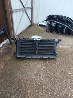 2018-2024 Ford Expedición Shutters OEM 