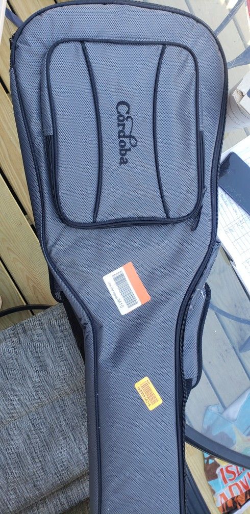 Cordoba 7/8 - Full Size Deluxe Gig Bag