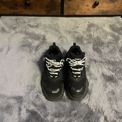 Balenciaga Triple S