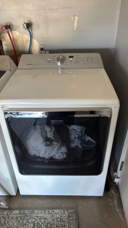 Maytag Bravos XL Dryer