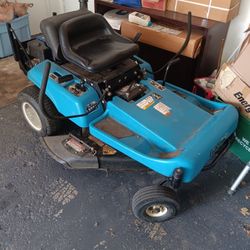 Dixon ZTR 3303 Zero Turn Mower