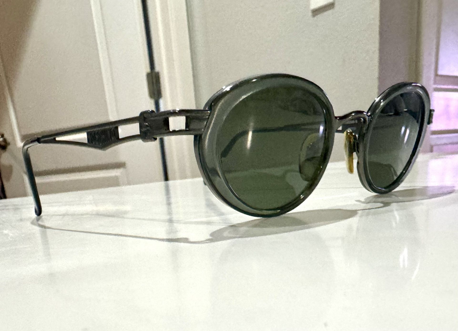 Vintage Moschino Unisex Sunglasses 