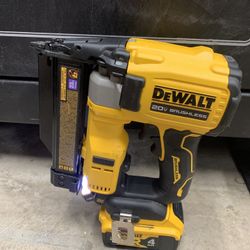 DEWALT ATOMIC 20V MAX Lithium Ion Cordless 23 Gauge Pin Nailer