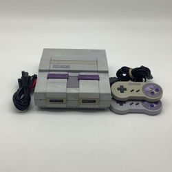 Super Nintendo Console (SNES System) - SNS-001