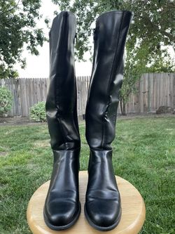 Women Black Boots