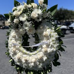 Meduim Funeral Wreath 