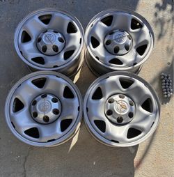 Toyota Tacoma/4Runner steel rims