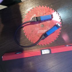 New 81/4 TableSaw Blade And 16 " Level And Neck Lamps 