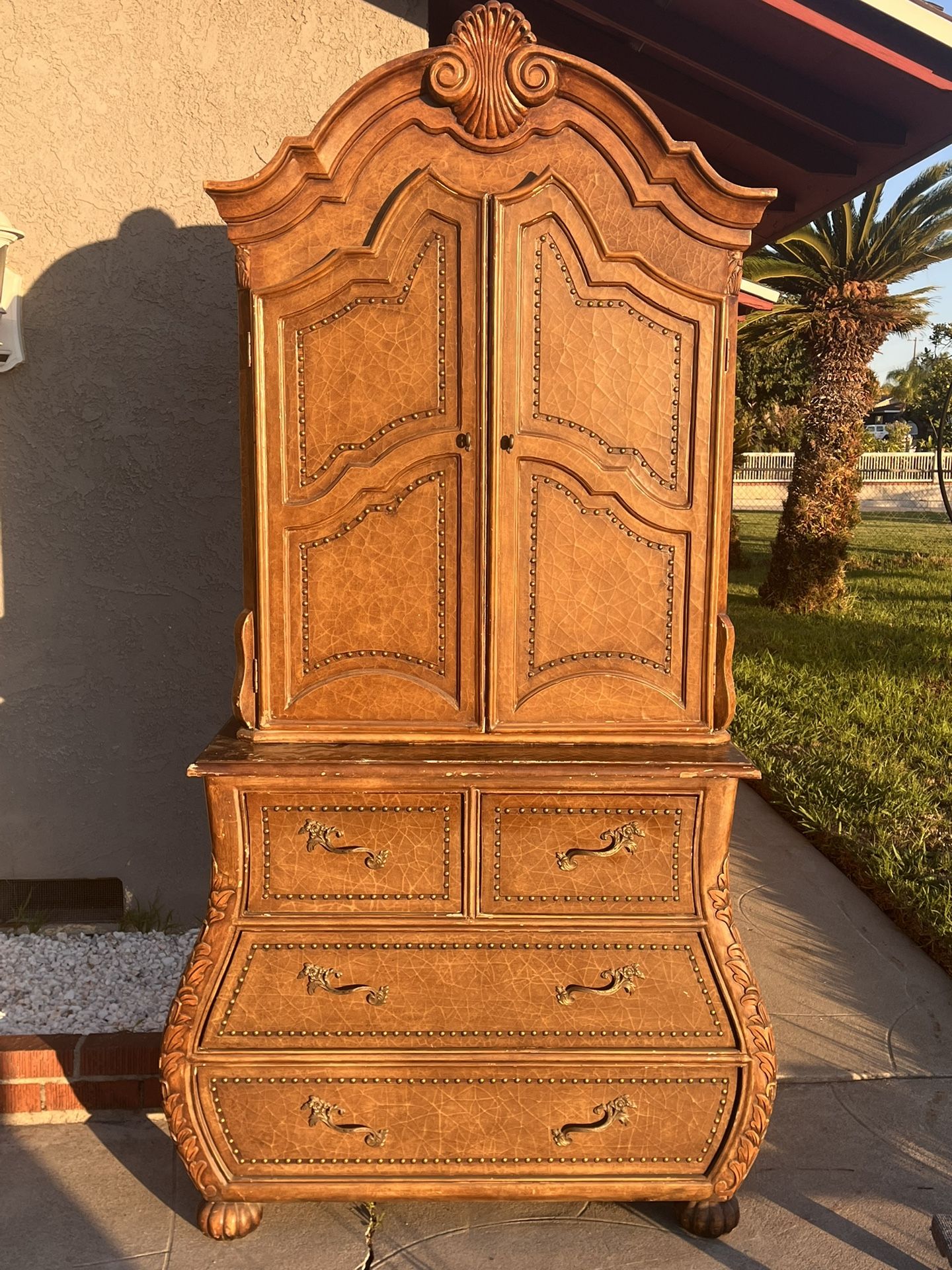 Vintage style Armoire $70 OBO