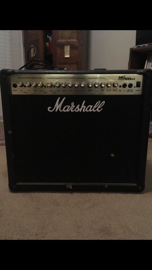 Marshall MG 100 DFX Combo Guitar Amplifier