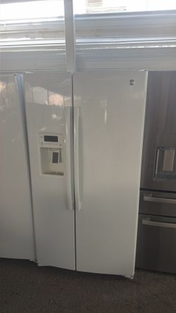GE side by side fridge