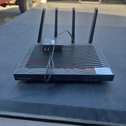 Nighthawk Router