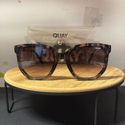 Quay Sunglasses Never Worn 