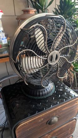 Vintage style fan by Casablanca industrial desk tabletop Zephair fan cool breeze 3 speed bronze