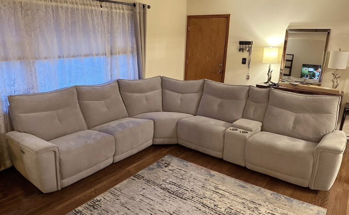 Sectional Sofa w/ 3 Recliners : Must be out by Friday night!