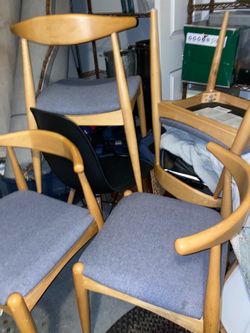 5 mid century modern chairs good condition