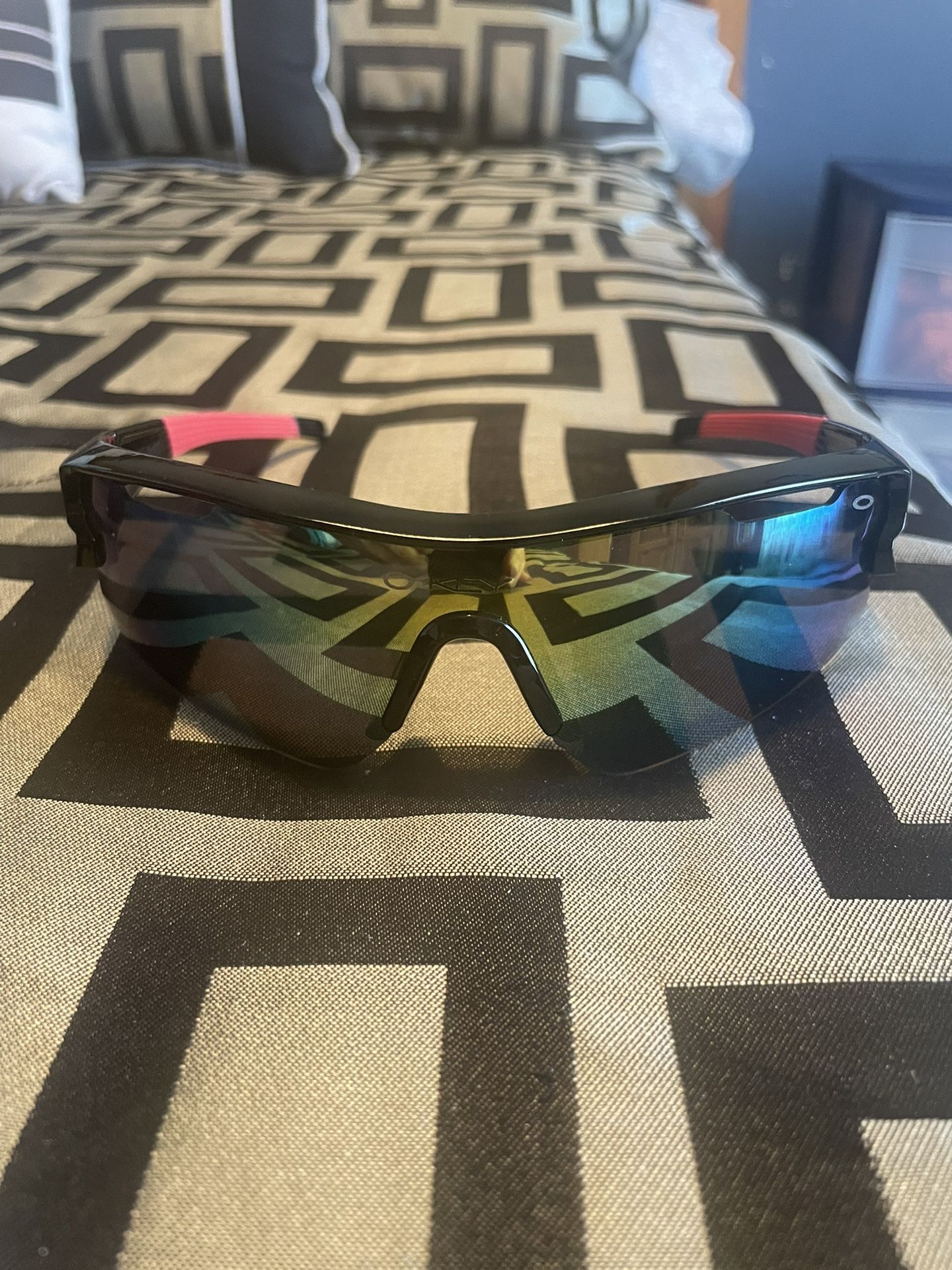 Men’s Polarized Oakley Sunglasses 