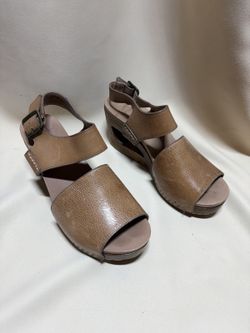 Dansko Tan Leather Wood Block Heel Women's 39 EU/8.5 US