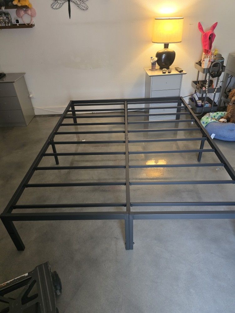 Metal Bed Frame Queen
