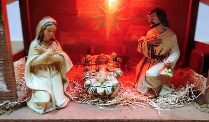 Vintage Nativity Set - Japan